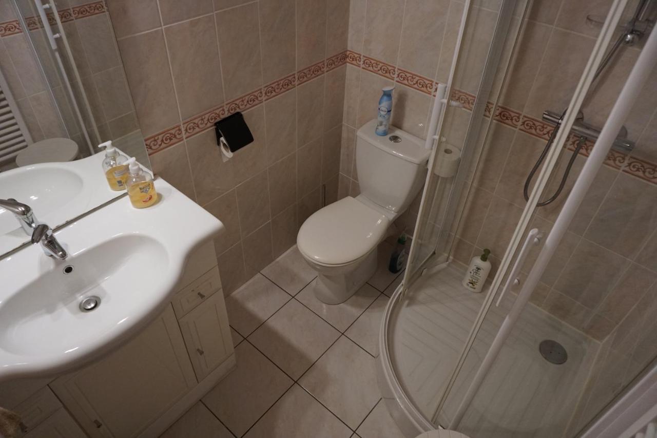 Chambres D'Hotes Kerioret Izella Kerlaz エクステリア 写真