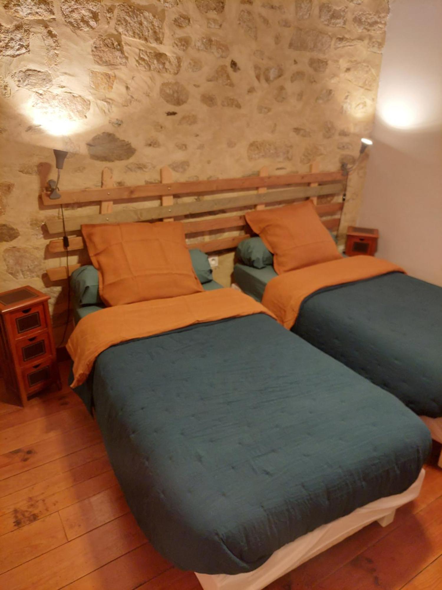 Chambres D'Hotes Kerioret Izella Kerlaz エクステリア 写真