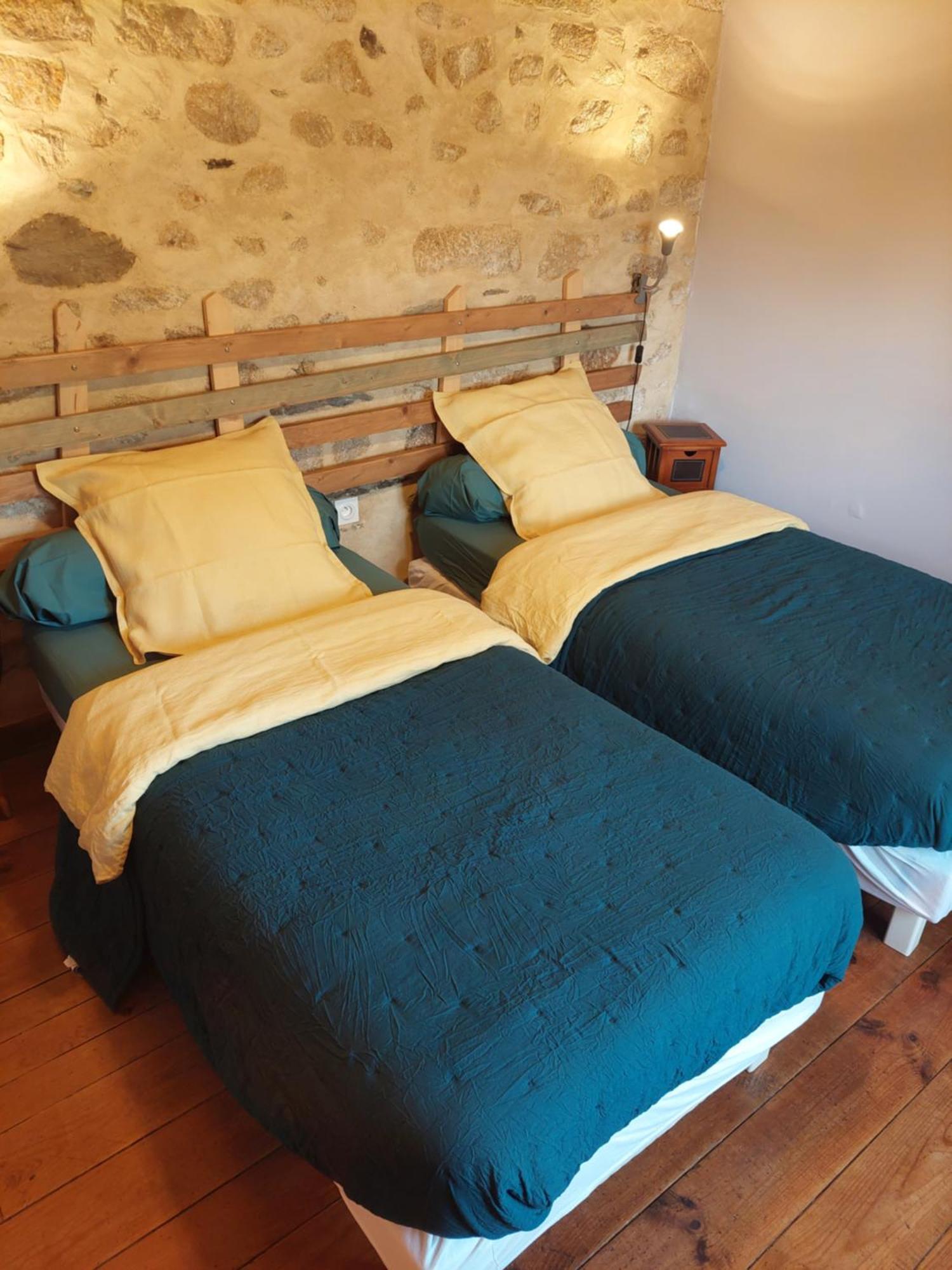 Chambres D'Hotes Kerioret Izella Kerlaz エクステリア 写真